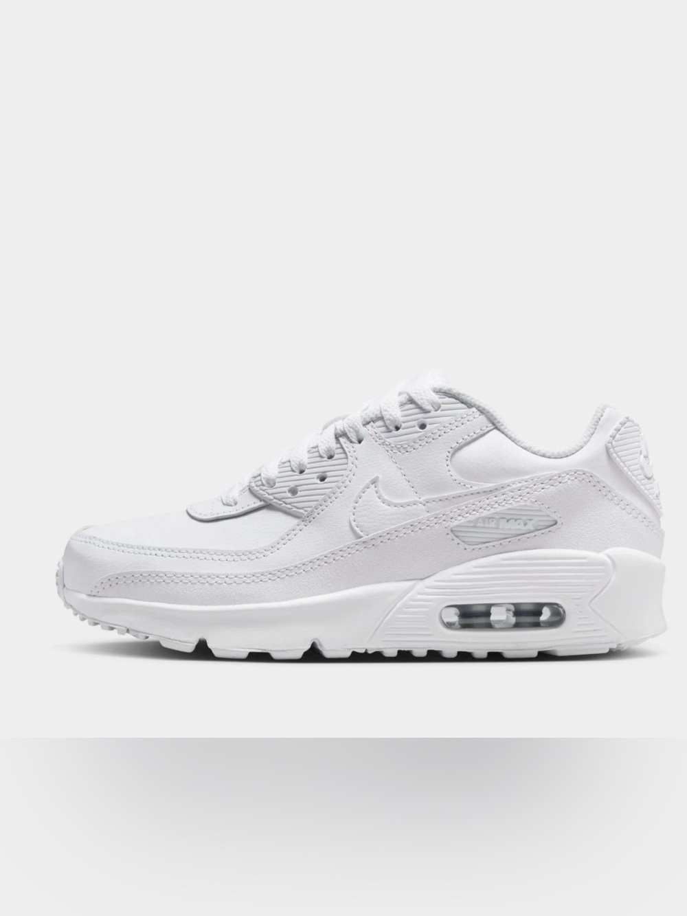 Nike YOUTH size 1Y - White Air Max Sneakers